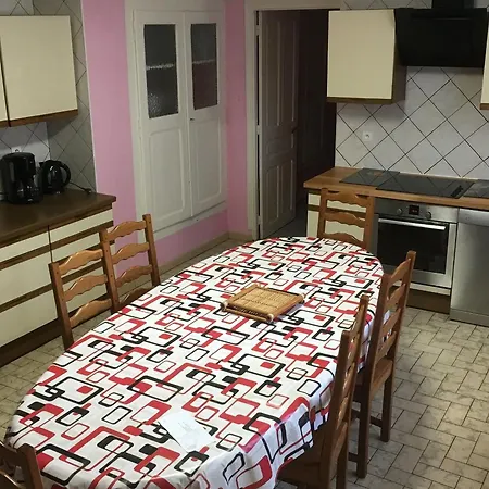 Spacieux Au Calme Avec Jardin, Ping-pong, Proche De Nancy/luneville, Ideal Famille Et Pro - Fr-1-584-37 펜션 *