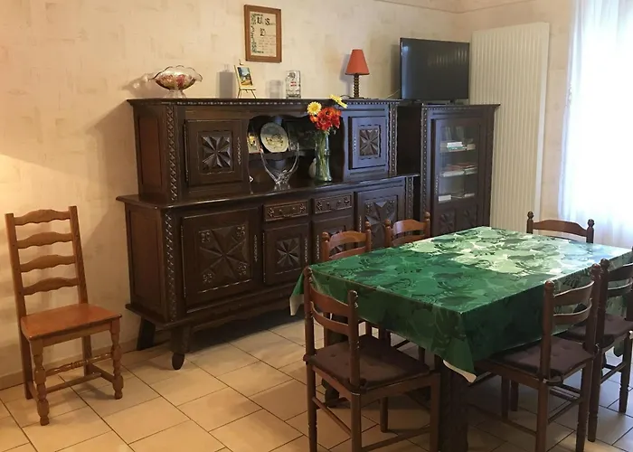 Spacieux Au Calme Avec Jardin, Ping-pong, Proche De Nancy/luneville, Ideal Famille Et Pro - Fr-1-584-37 *